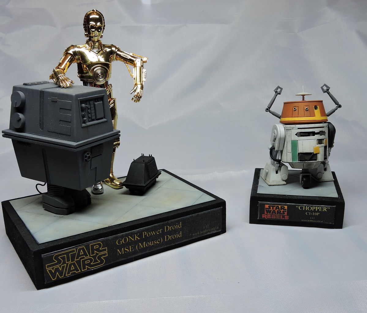 Chooper mit seinen Freunden C3-PO, Gonk und Mouse