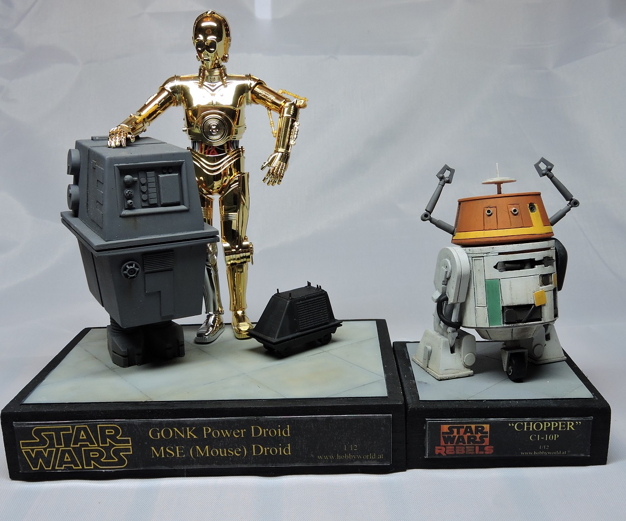 Chooper mit seinen Freunden C3-PO, Gonk und Mouse